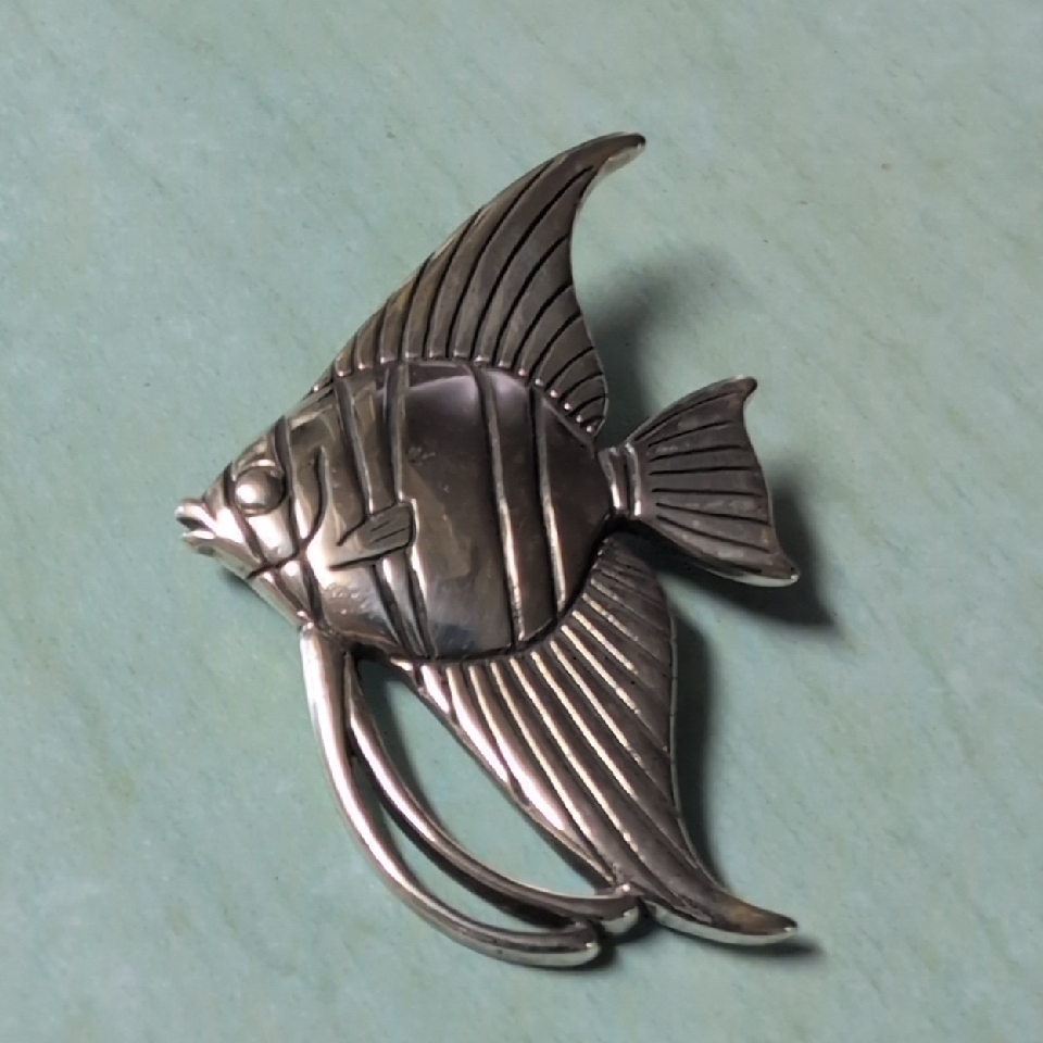 James Avery Retired Angelfish Brooch Pin Pendant 250$